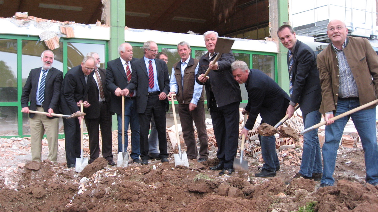 Spatenstich Hallenanbau Nordwalckeckhalle Külte